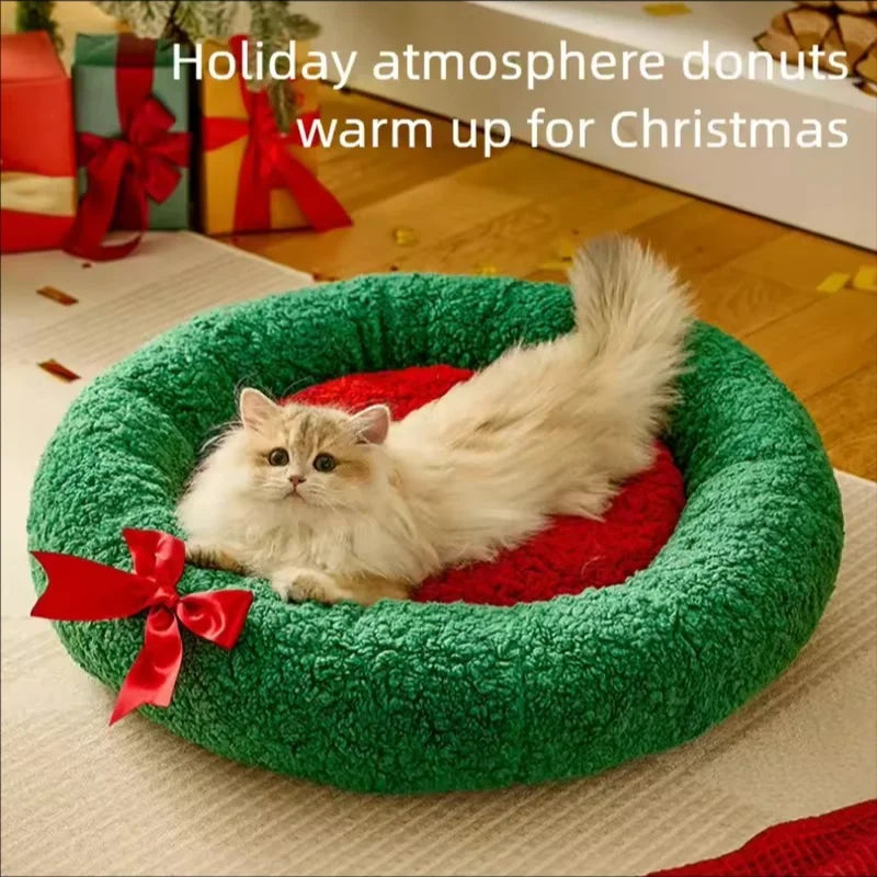Christmas Cat Nest Bed – Warm Semi-Enclosed Pet House with Washable Pad